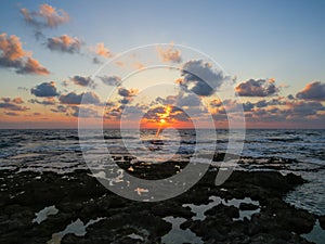 Spiaggia sul tramonto 